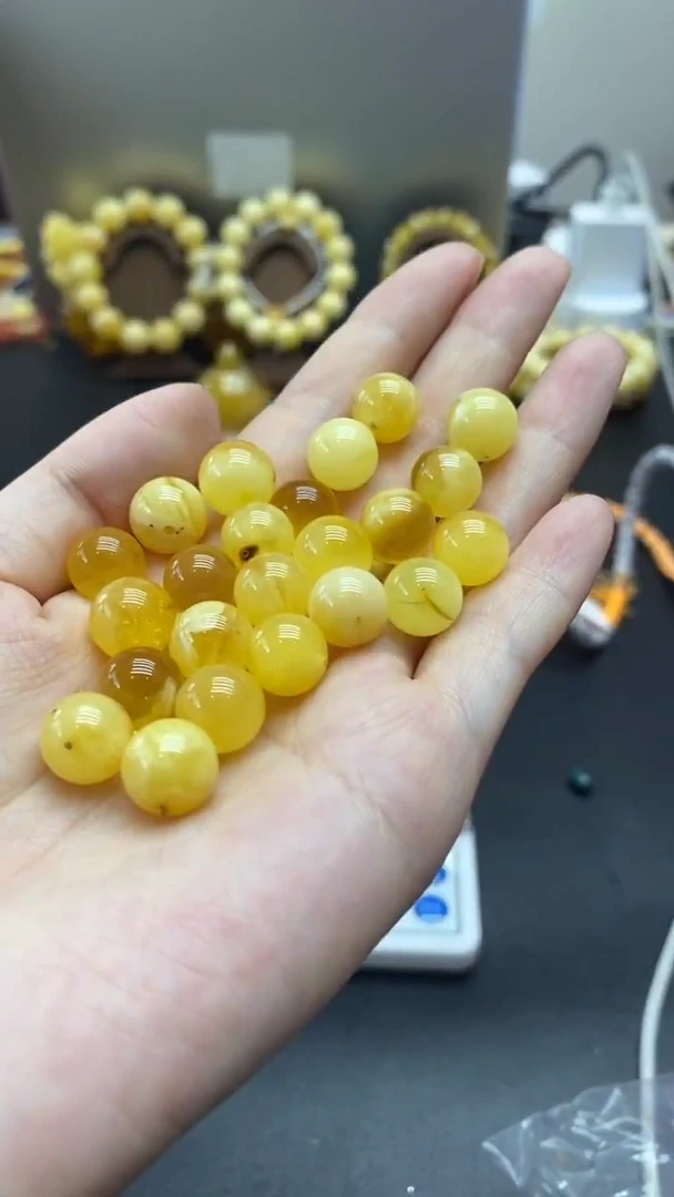 琥珀未镶嵌珠宝奇石396多样性发其一默认有瑕