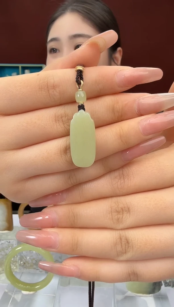 项链未镶嵌和田玉闪购平安牌项链