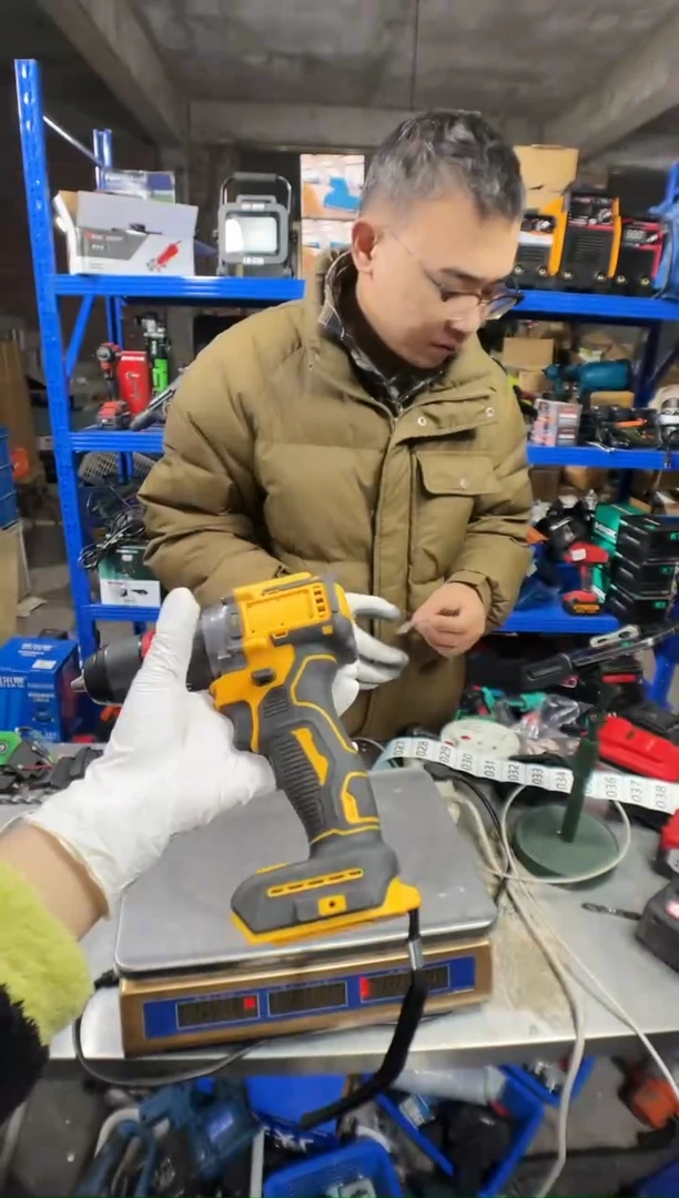 ?*问二手工具听讲解看图片下单 没有运费险026