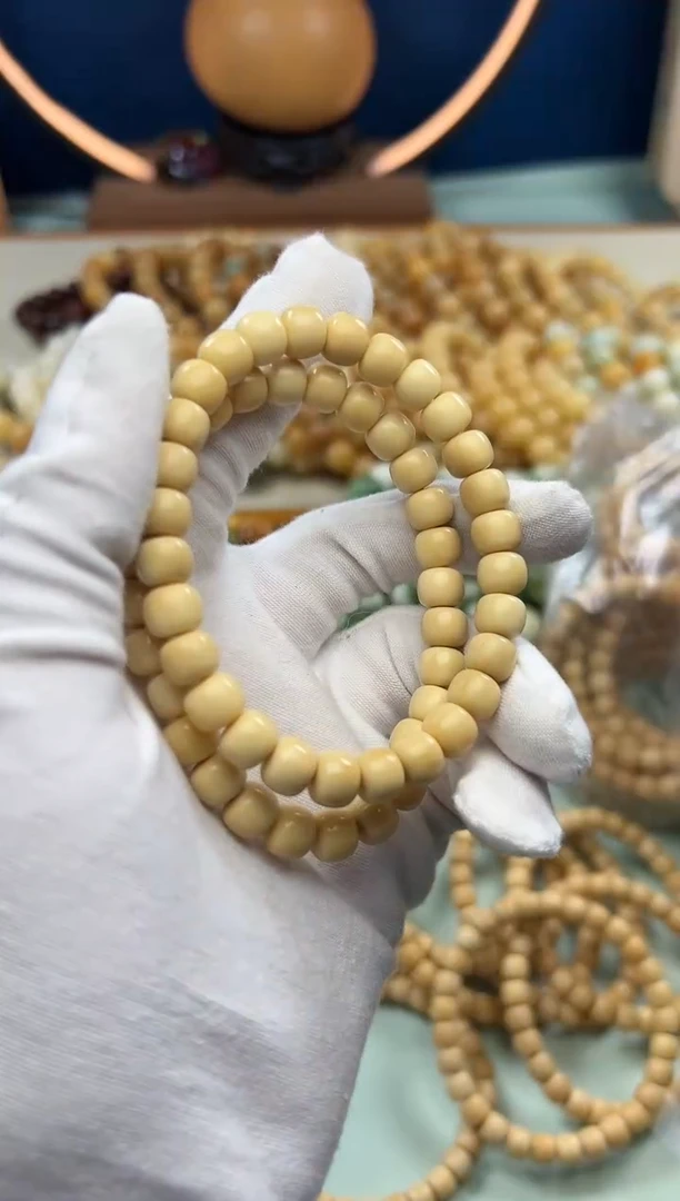 【闪购商品】菩提根/象牙果吊坠7*8黄白玉桶珠精工1222