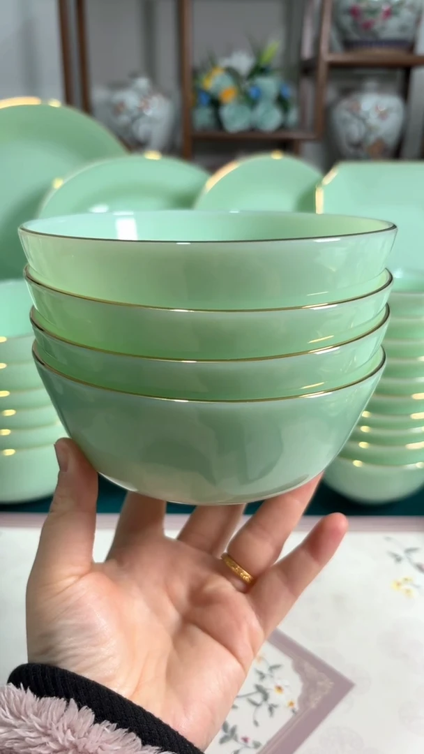 硬质细瓷 5.5英寸玉瓷碗4个口径13.8厘米