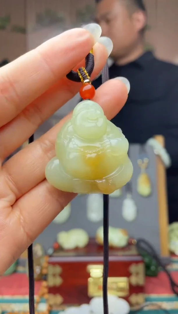 颈饰未镶嵌和田玉拍一发一