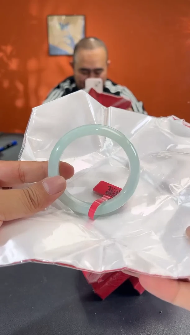 未镶嵌手镯翡翠21        圈口56