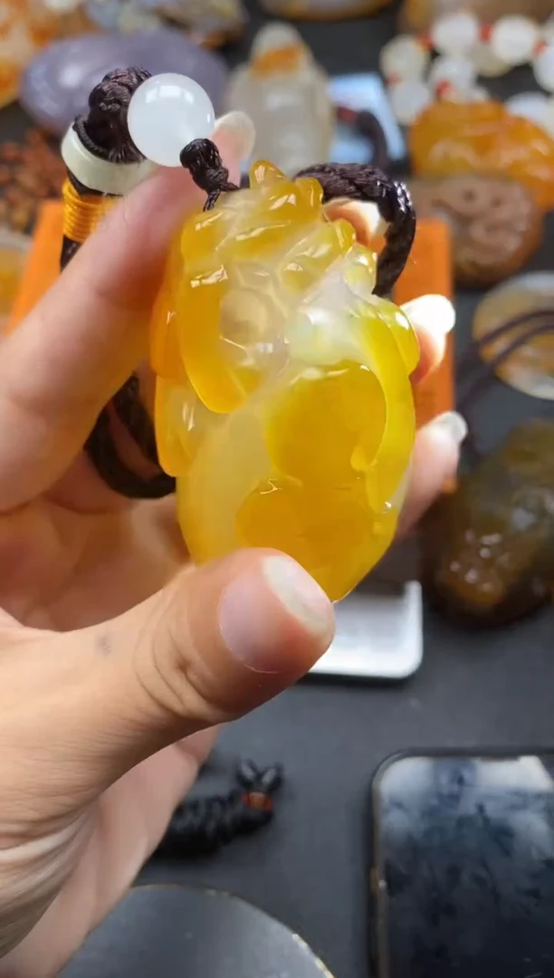 未镶嵌1玛瑙/玉髓一****道ll