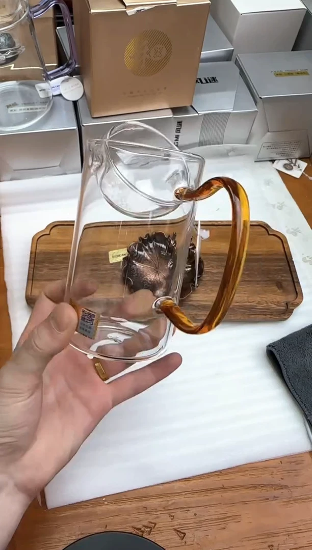 禾器金标沁润琥珀+青蛙杯垫