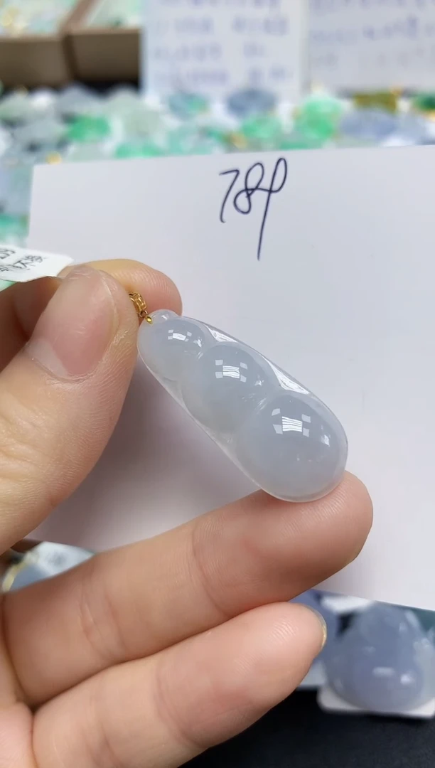 翡翠18K金镶嵌颈饰天然缅甸翡翠A货