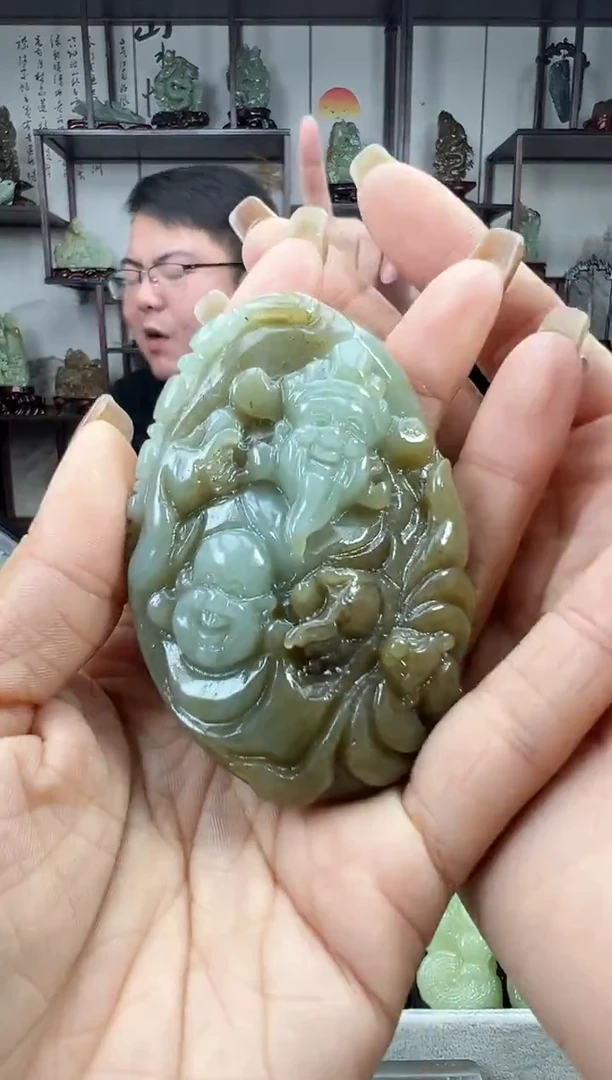 未镶嵌和田玉把件1