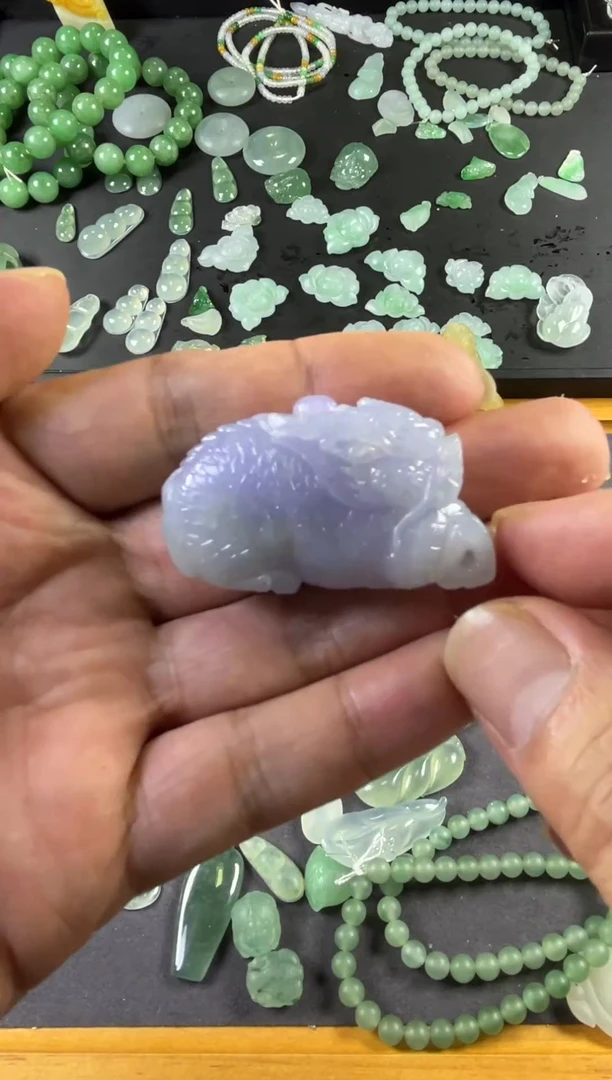 定制翡翠未镶嵌紫麒麟