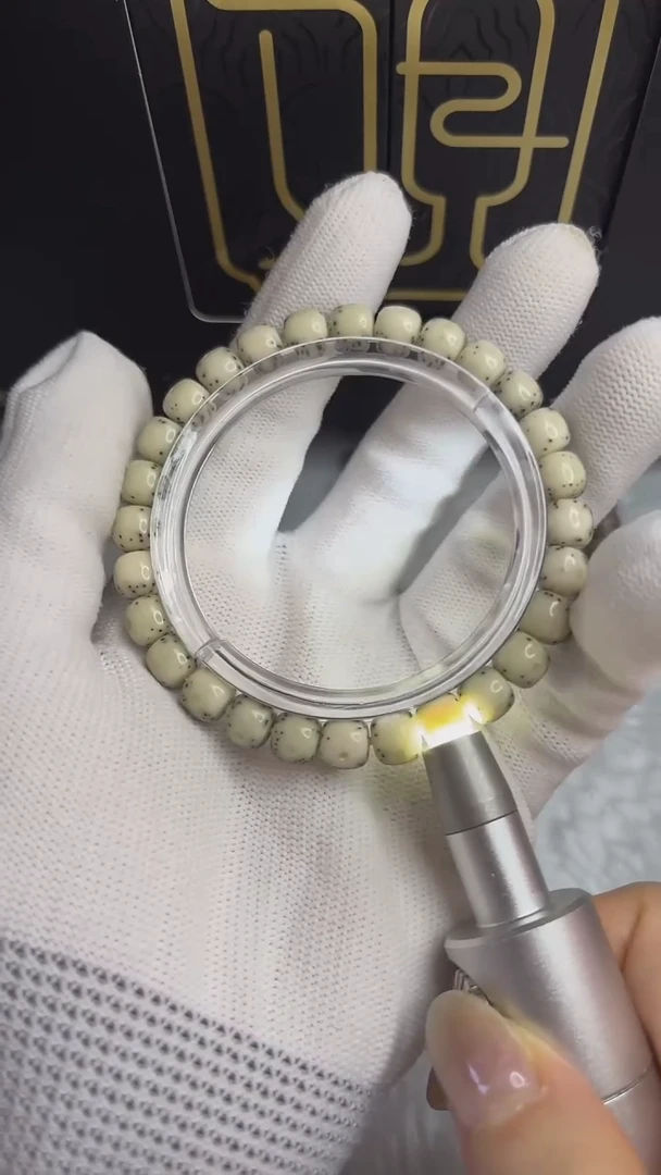 【闪购商品】星月菩提手串观系列.玉化料大留白星点货87