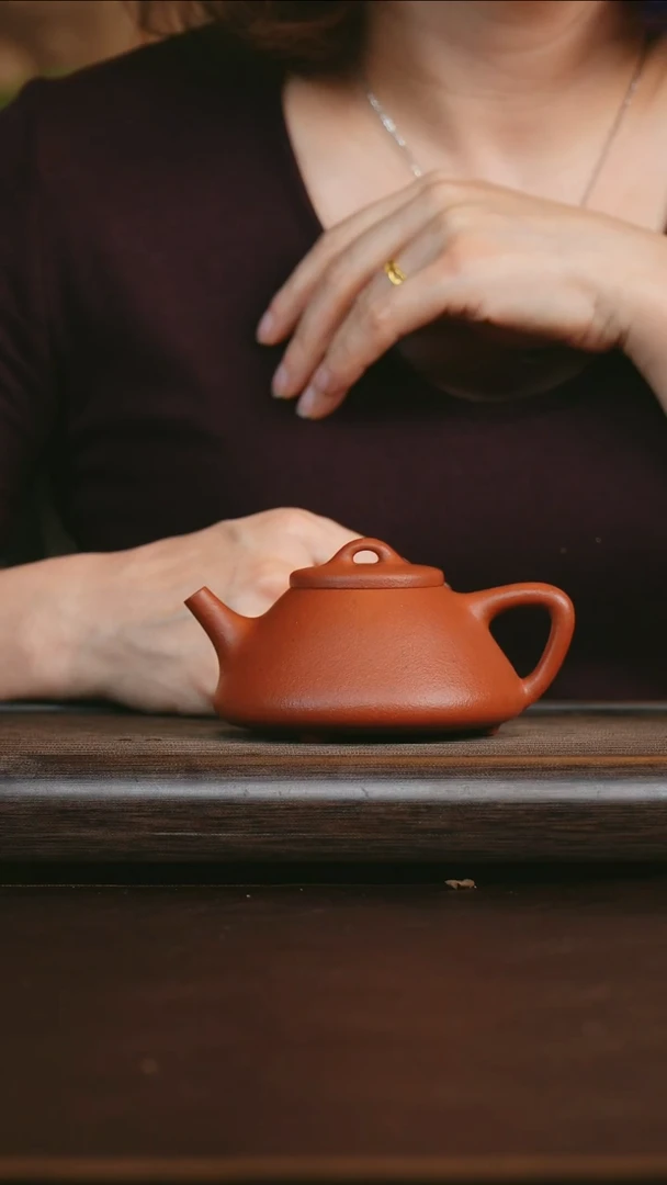 茶壶紫砂艺品紫砂 精选大红泥 子冶石瓢