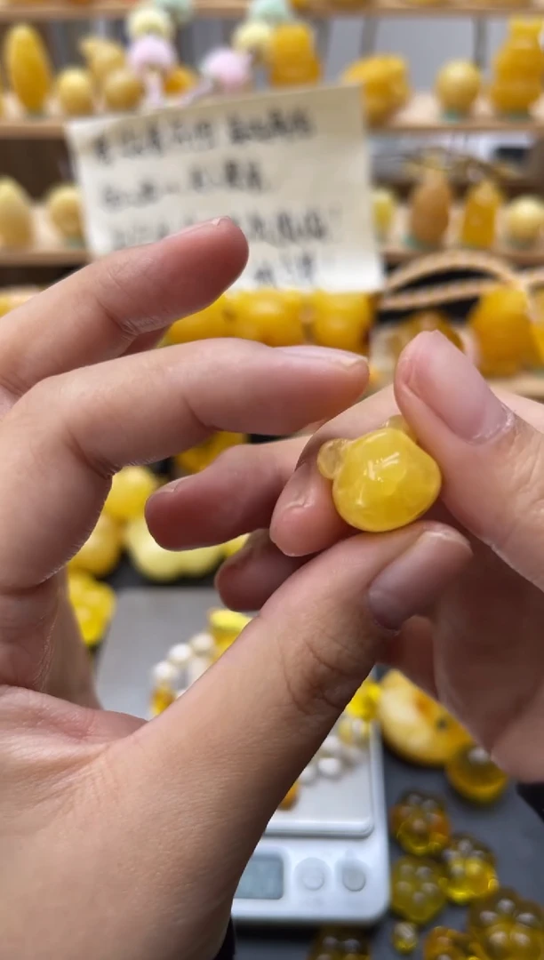 琥珀未镶嵌珠宝奇石139琥珀蜜蜡微瑕