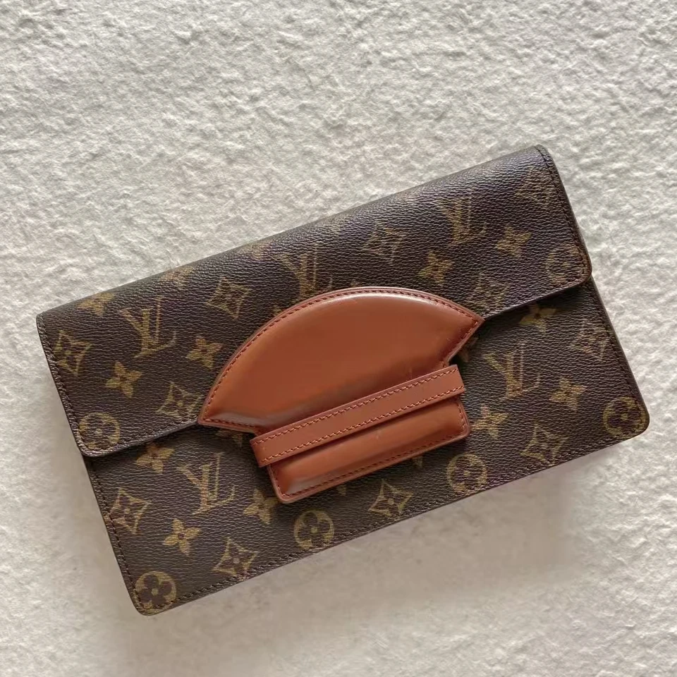 95新 LouisVuitton/路易威登 路易威登 LV 红皮手拿包 中古