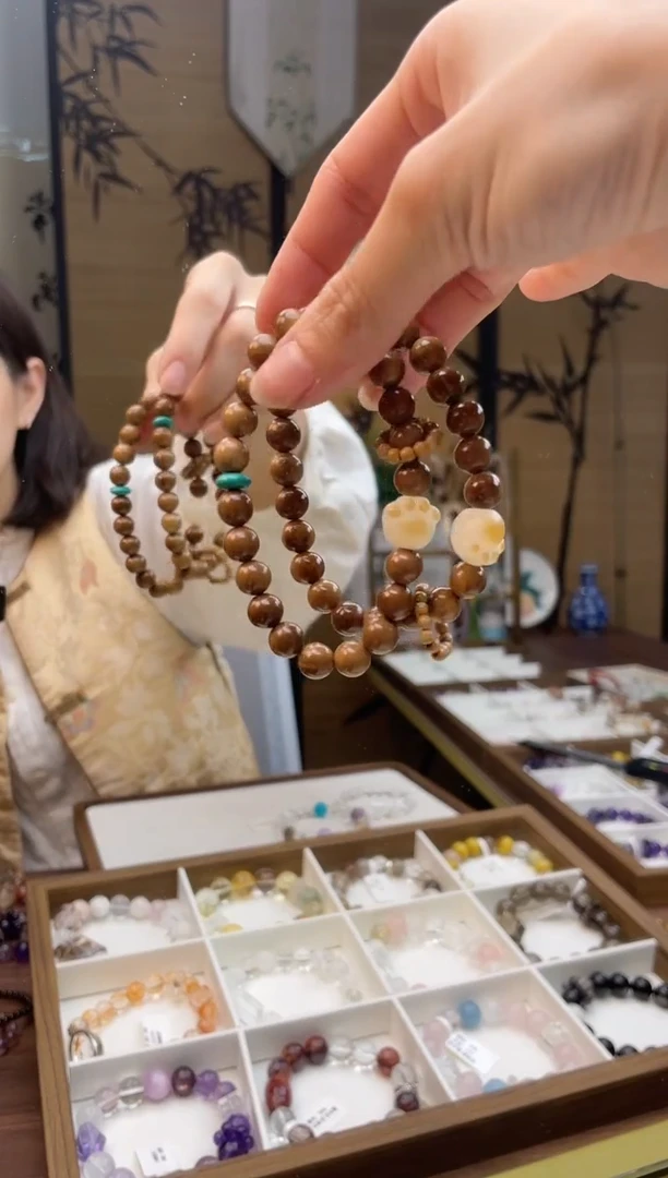 【闪购商品】水晶手链合金咖啡色