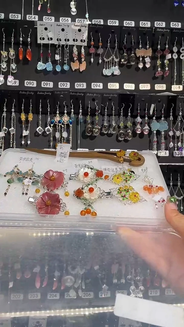 紫晶耳饰银S925镶嵌荣****通荣华富贵财运亨通3发一