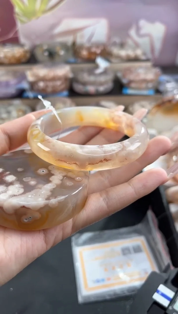 石英质玉手镯未镶嵌天然樱花玛瑙镯心赠品不保证完美59