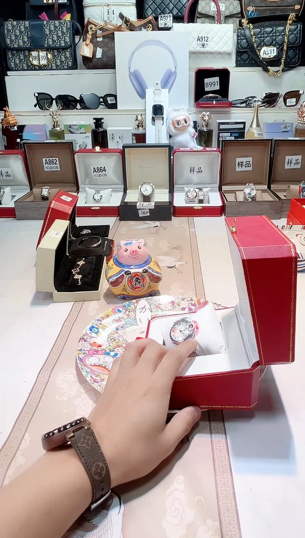 瓷片瓷器 库房到期 全部地板价@@1