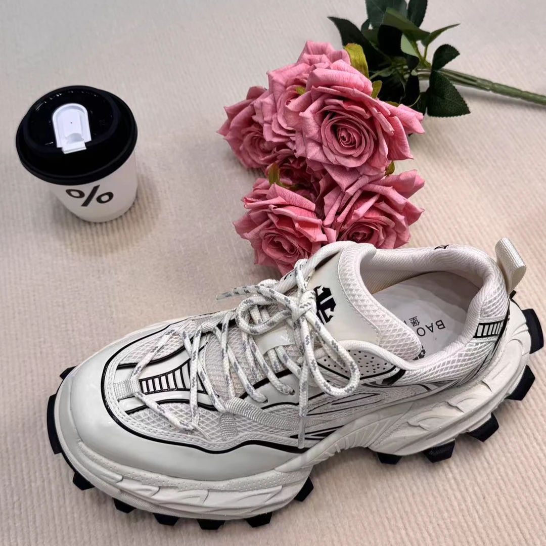 2025新款太空飞碟巴黎百搭户外运动休闲百搭男士小白鞋男生运动鞋