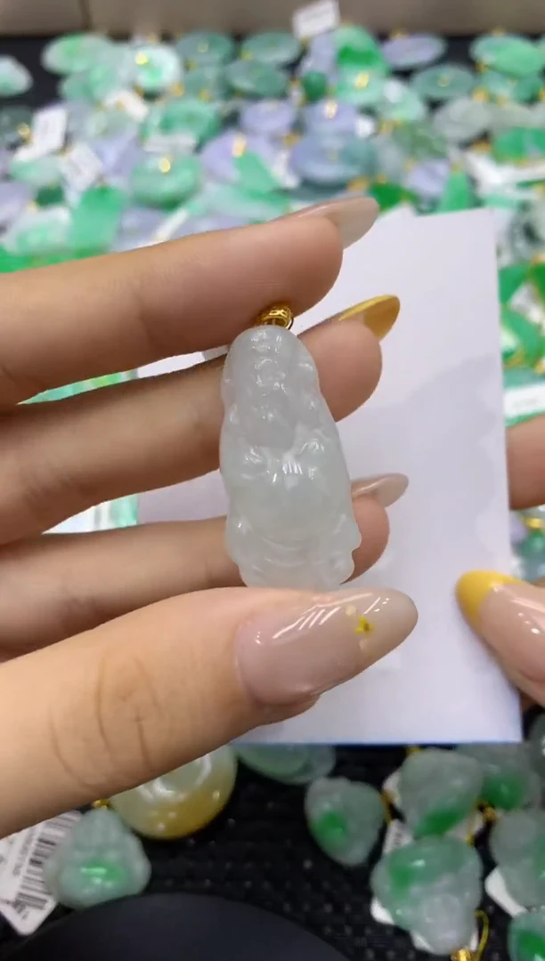 颈饰未镶嵌翡翠天然缅甸翡翠A货