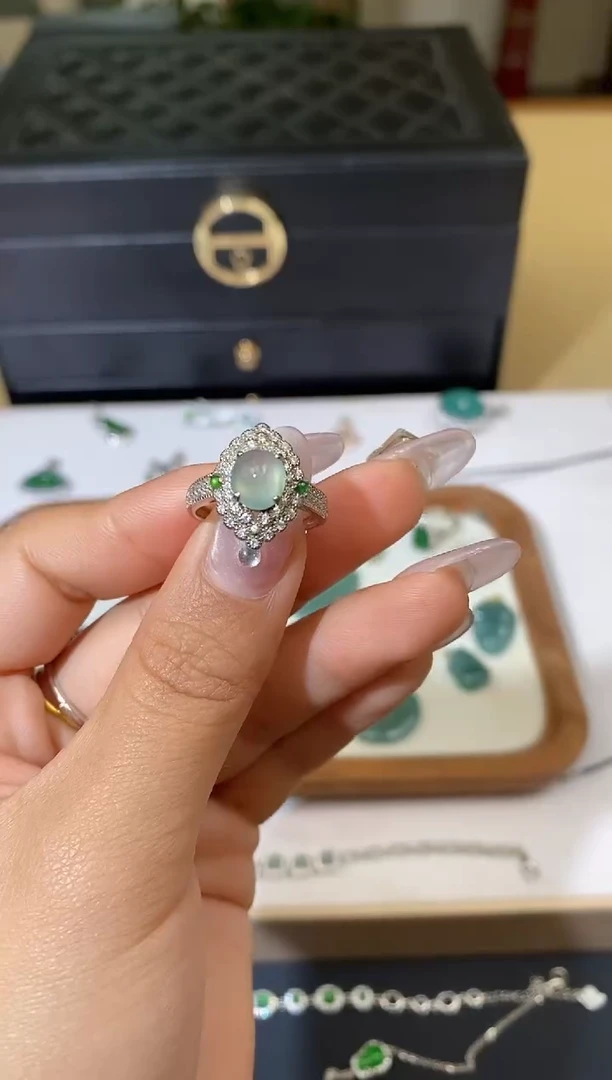 【闪购商品】翡翠戒指银S925镶嵌天然A货翡翠（多样性发一）