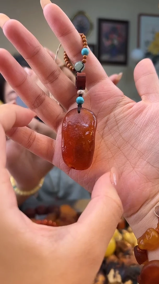 琥珀颈饰未镶嵌手捻