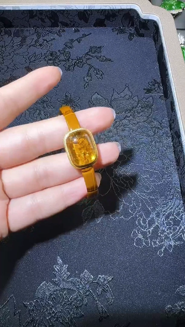 【闪购商品】琥珀（花珀）颈饰银S925镶嵌表带