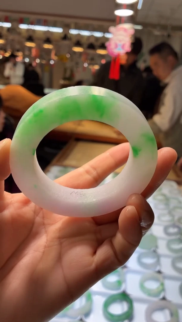 未镶嵌手镯定制定制翡翠定金1w