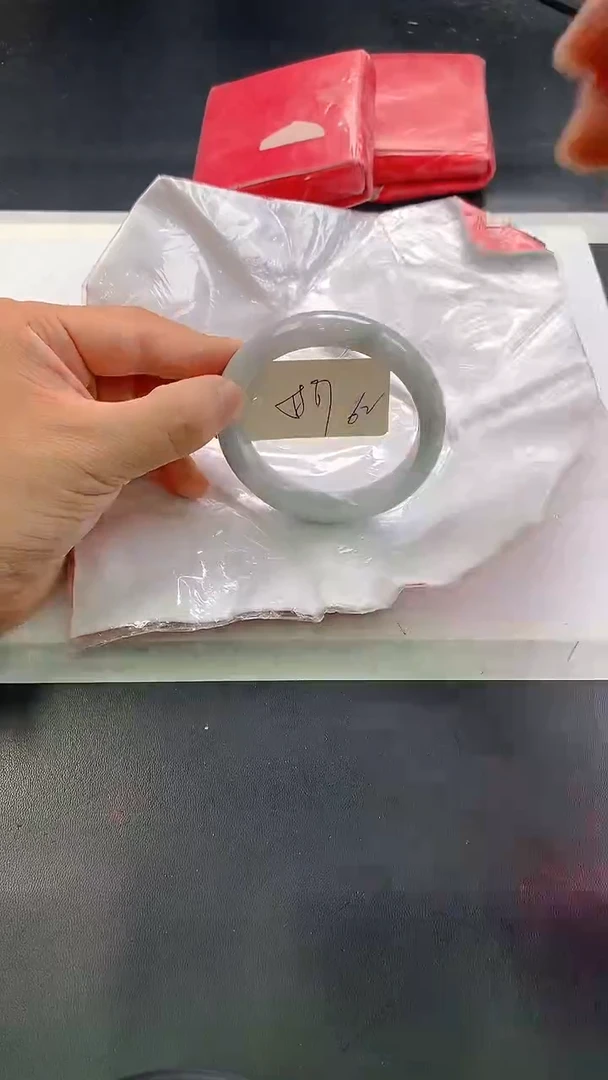 未镶嵌手镯翡翠62