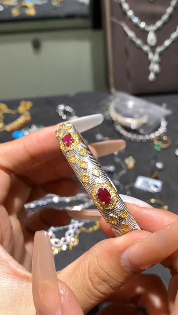 银S925镶嵌手镯红宝石手镯