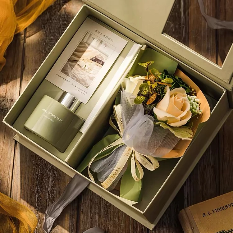 女神节礼物送员工实用香薰高档礼盒生日轻奢伴手礼小礼品花器