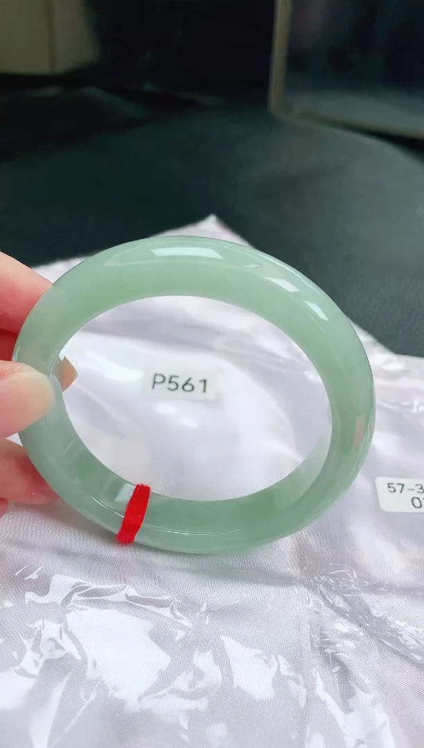 未镶嵌手镯翡翠缅甸天然A货翡翠手镯