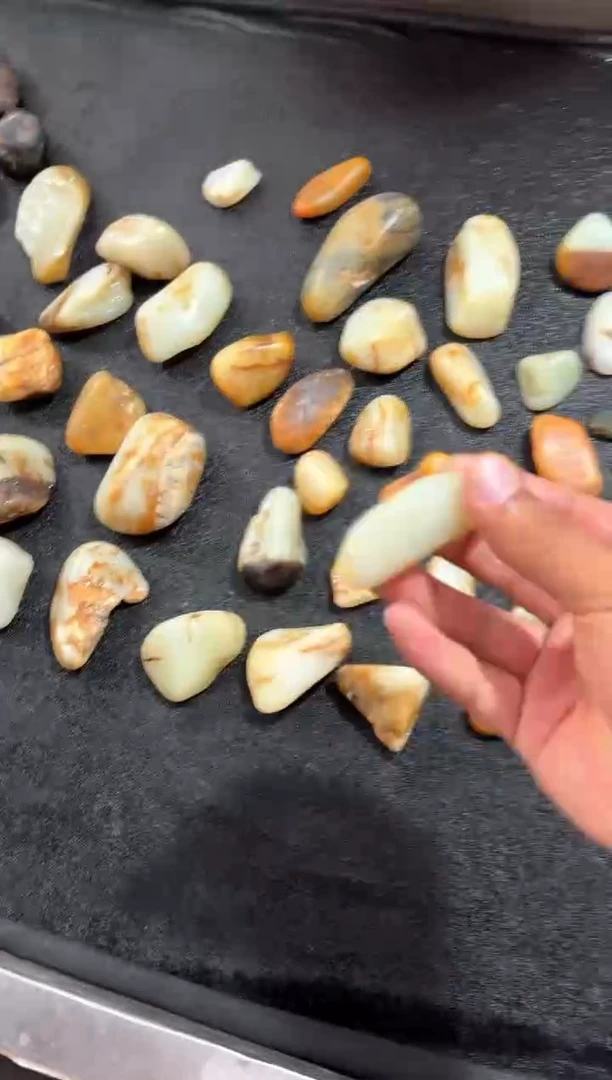 和田玉未镶嵌把件全*和田玉原石