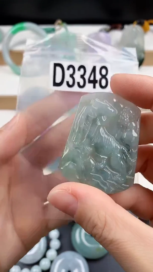 颈饰未镶嵌翡翠天然翡翠吊坠挂件