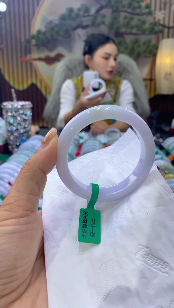 【闪购商品】翡翠手镯未镶嵌多人02171