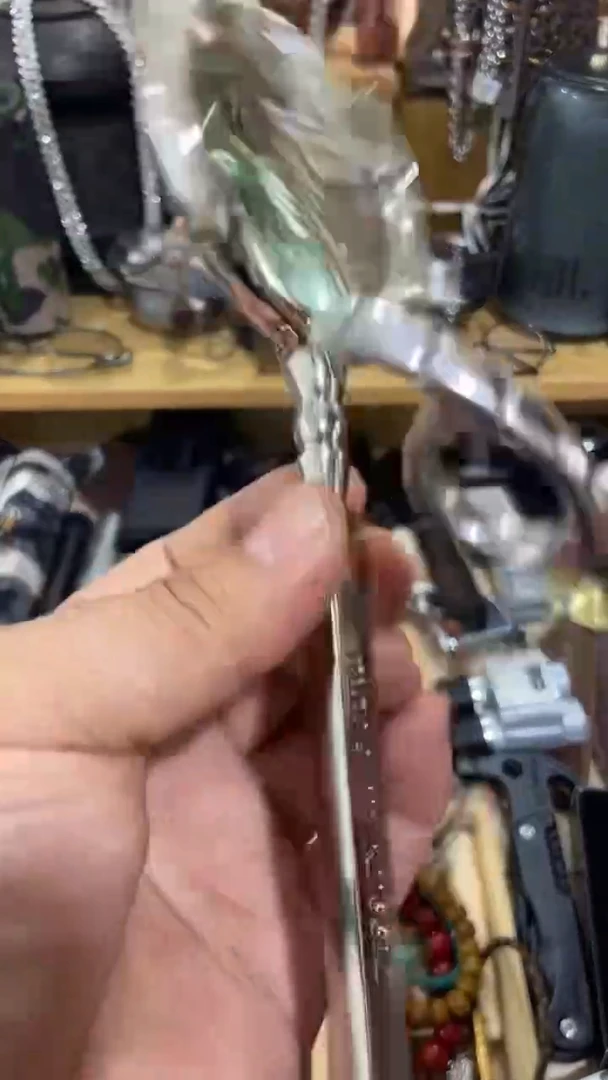 瓷片闪购商品  如图所示