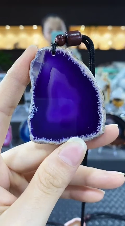 未镶嵌颈饰玛瑙/玉髓燕*飛玛瑙