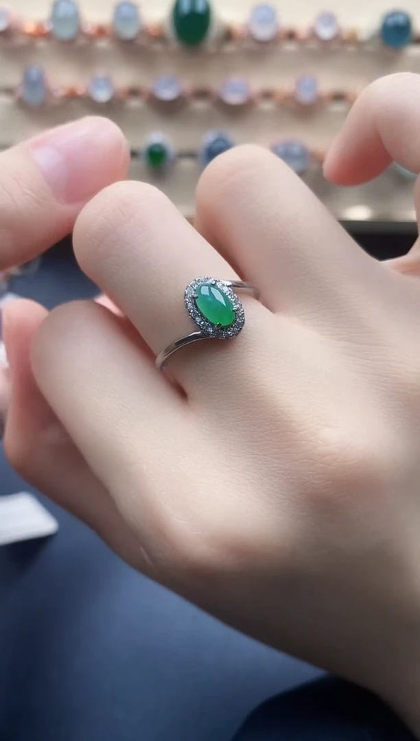 翡翠戒指银S925镶嵌一物一证一礼盒