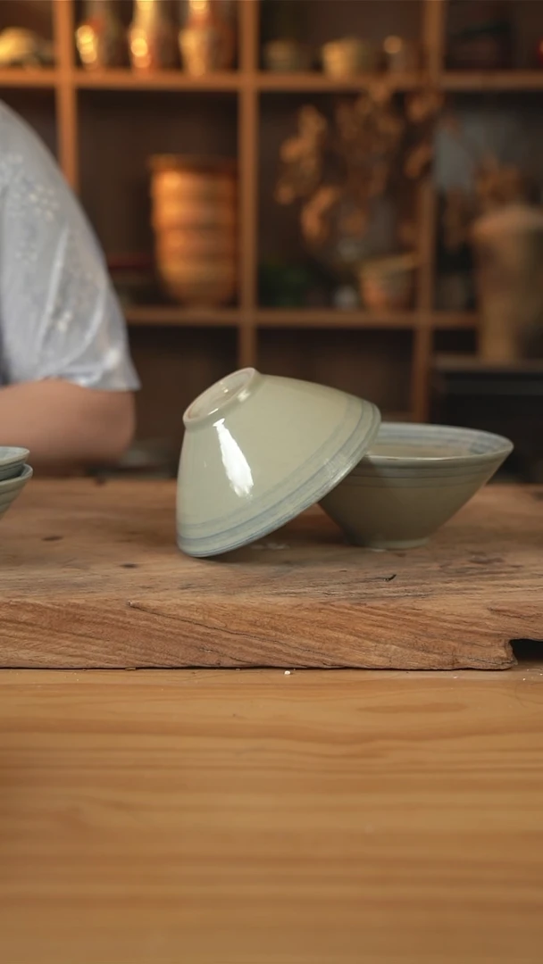 青云系列的6英寸斗笠碗2个