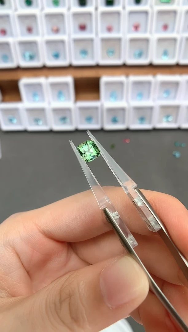 未镶嵌裸石定制碧玺1.71ct 10055