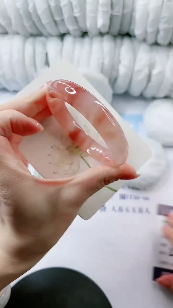 【闪购商品】石英质玉手镯未镶嵌多样性发货L209