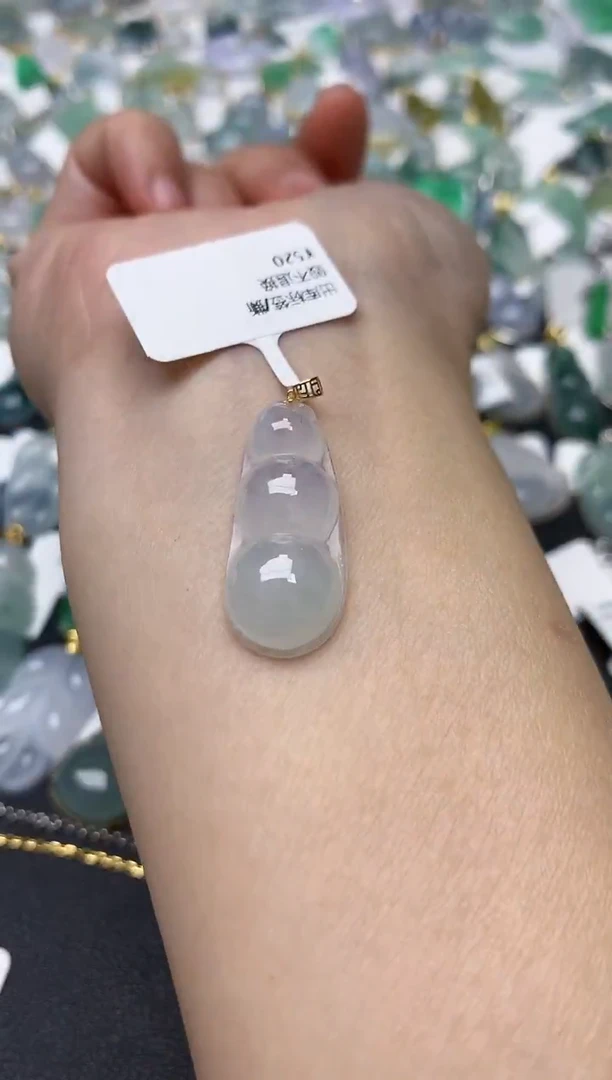 颈饰18K金镶嵌翡翠天然缅甸A货翡翠