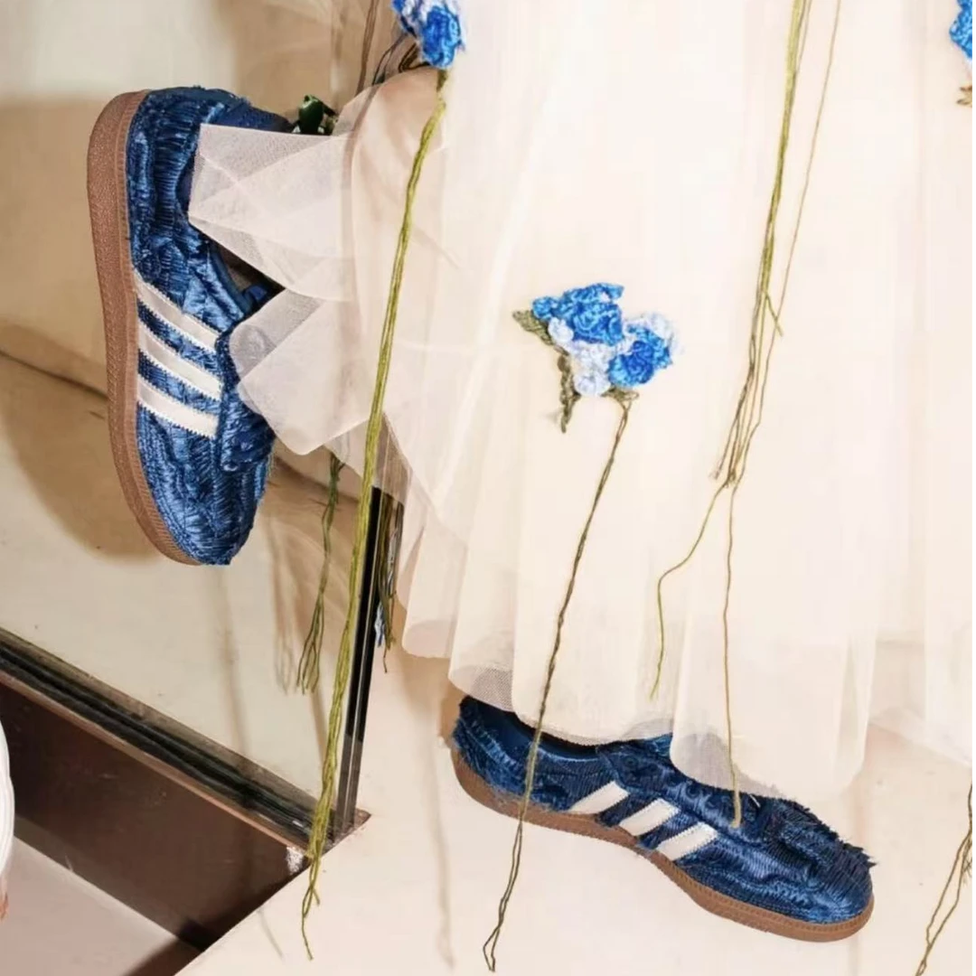 Adidas三叶草*Caroline Hu联名时尚潮流防滑耐磨「T头鞋」JP9282