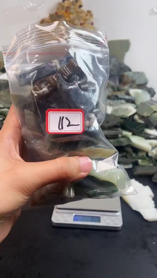 未镶嵌和田玉摆件112