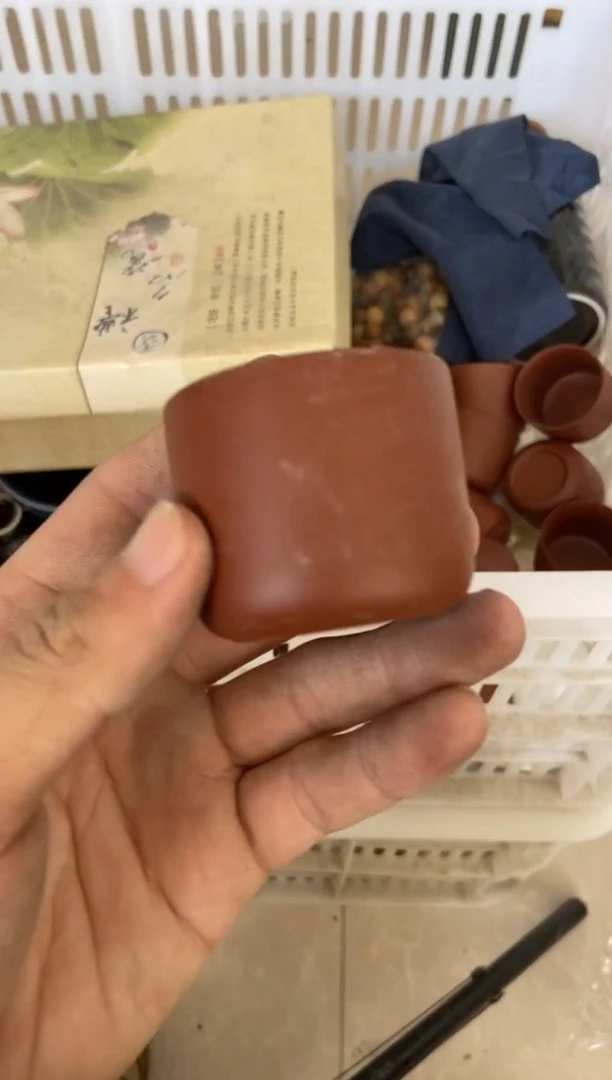 无运费险有瑕疵的摄影的产品有使用过的痕迹有点脏介意勿拍