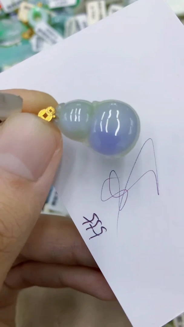 颈饰18K金镶嵌翡翠1111111111111