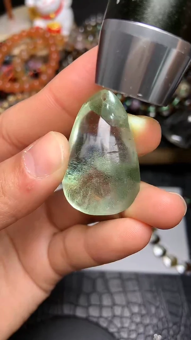 【闪购商品】水晶吊坠(赠链)未镶嵌39