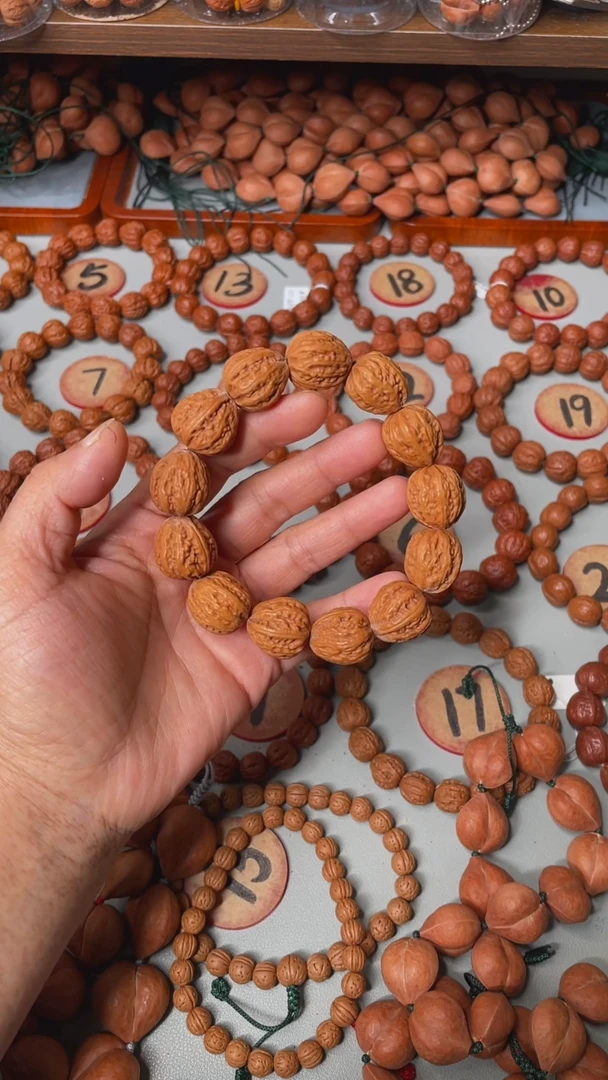 文玩核桃手串粗筋尖头宝塔17.5mm