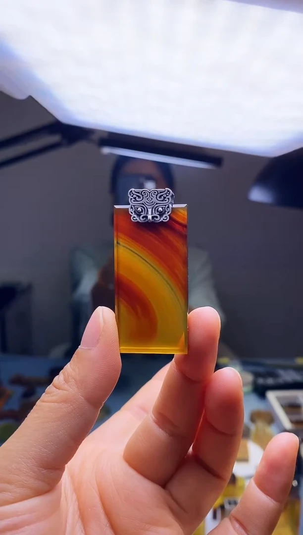 未镶嵌颈饰琥珀SN38-85（无事牌）