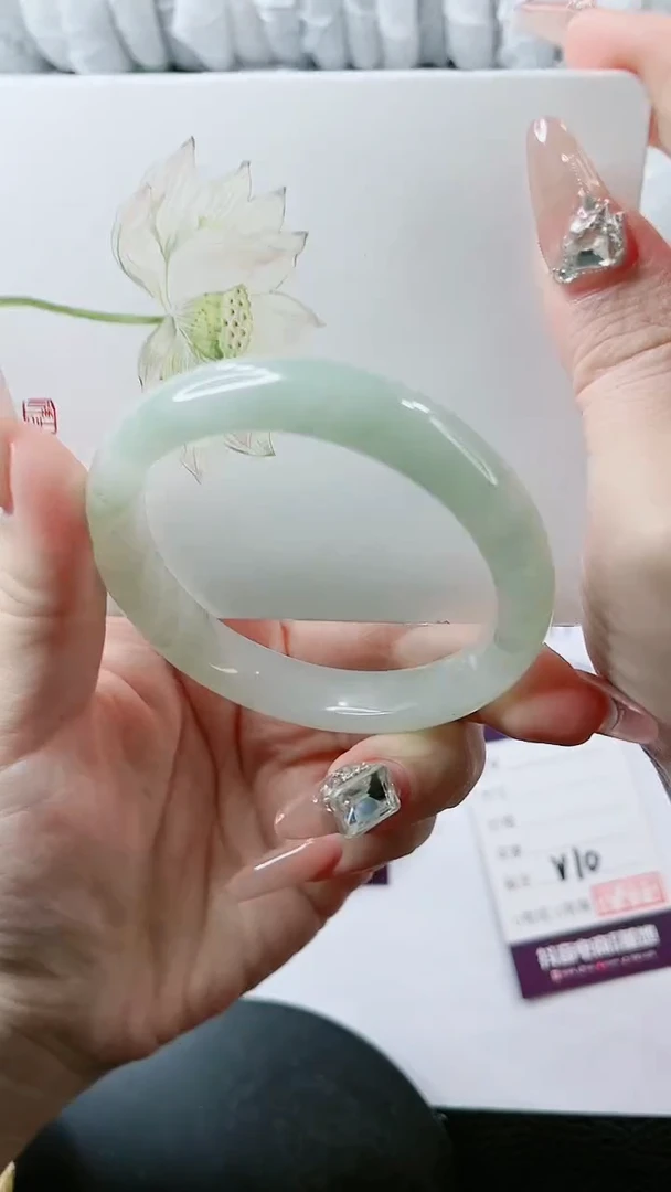 【闪购商品】石英质玉手镯未镶嵌多样性发货V10