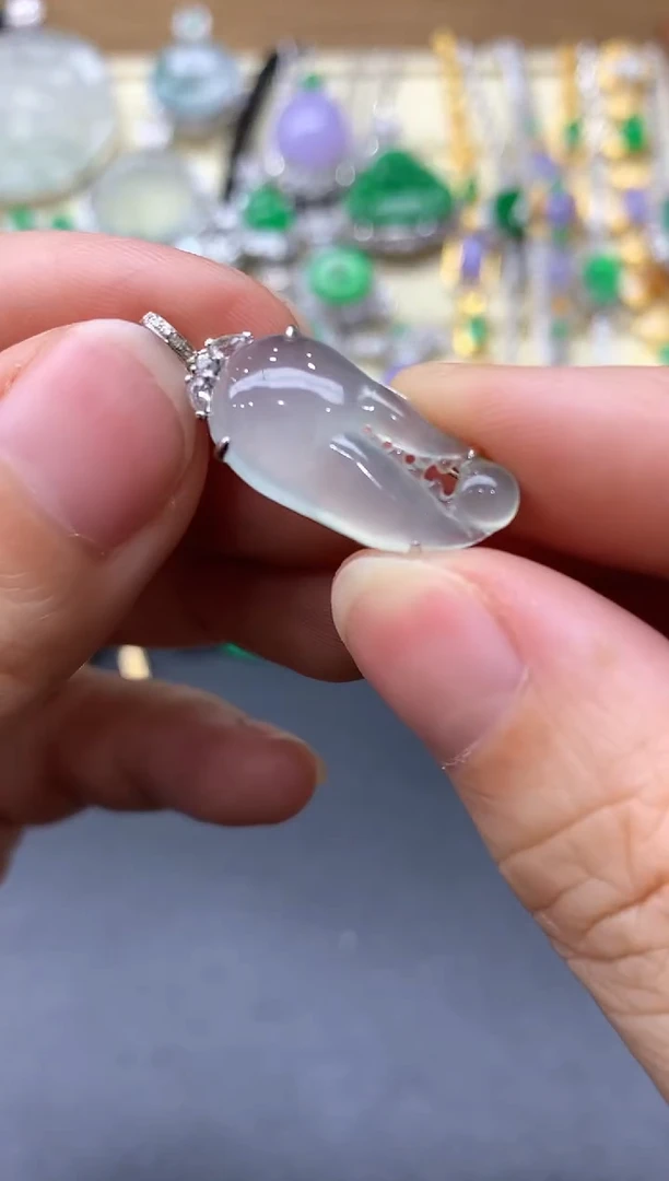 颈饰18K金镶嵌翡翠269-中国好珍宝