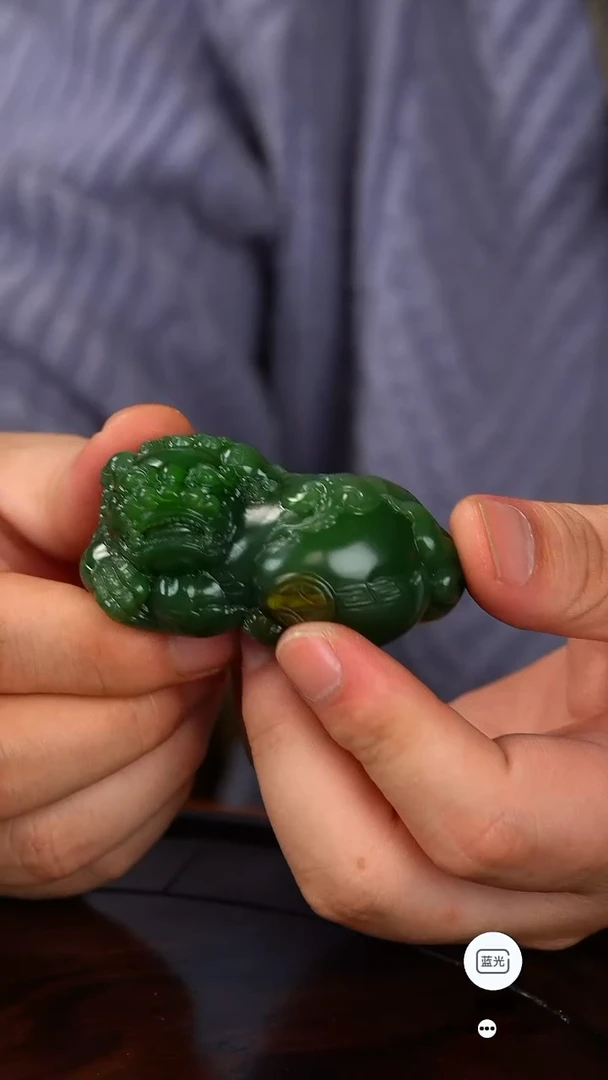 未镶嵌和田玉（碧玉）把件014狮子滚绣球